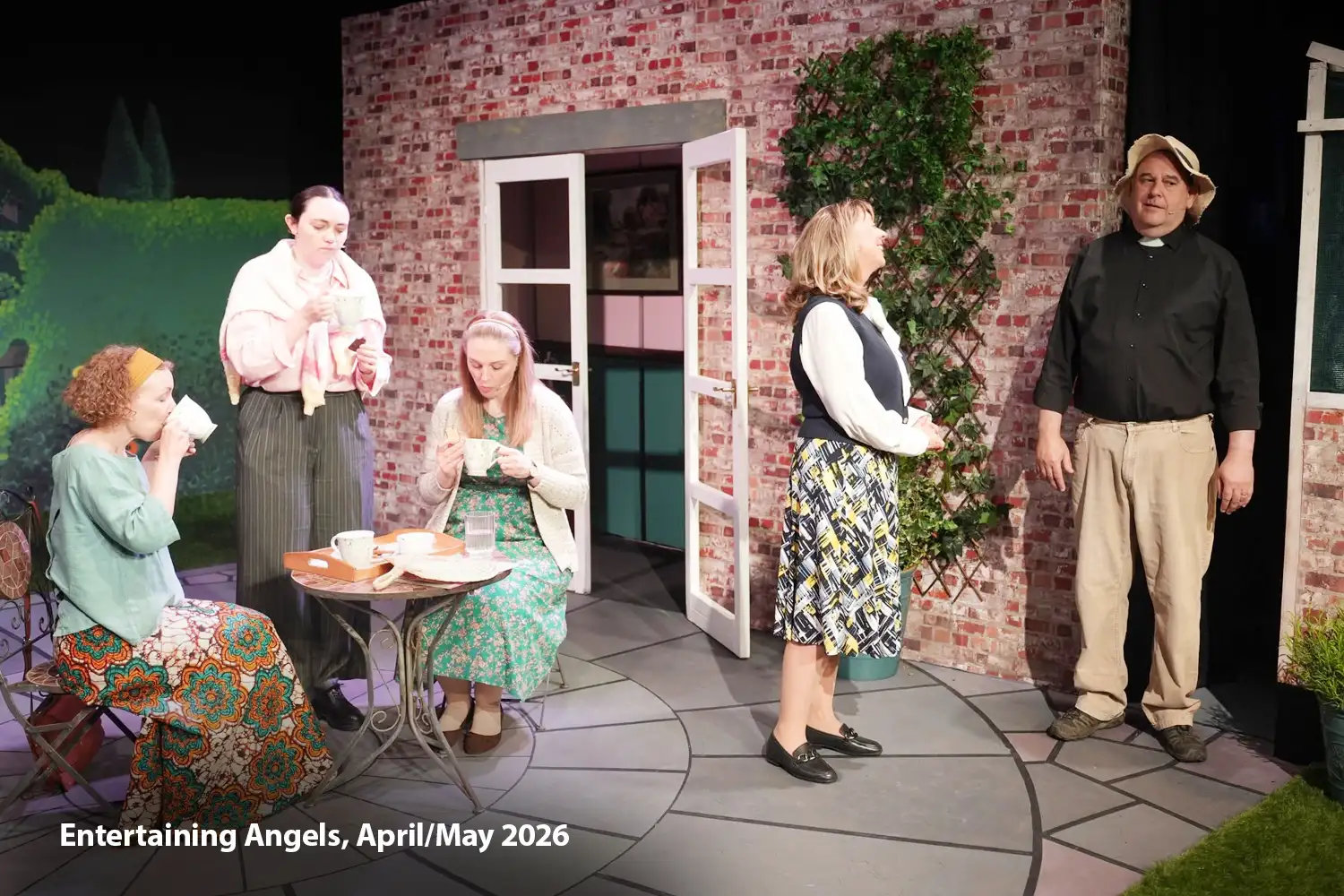 Guide Bridge Theatre Entertaining Angels