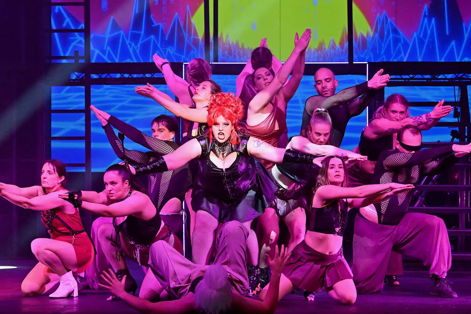 Rugby Theatre | We Will Rock You | Jun 26