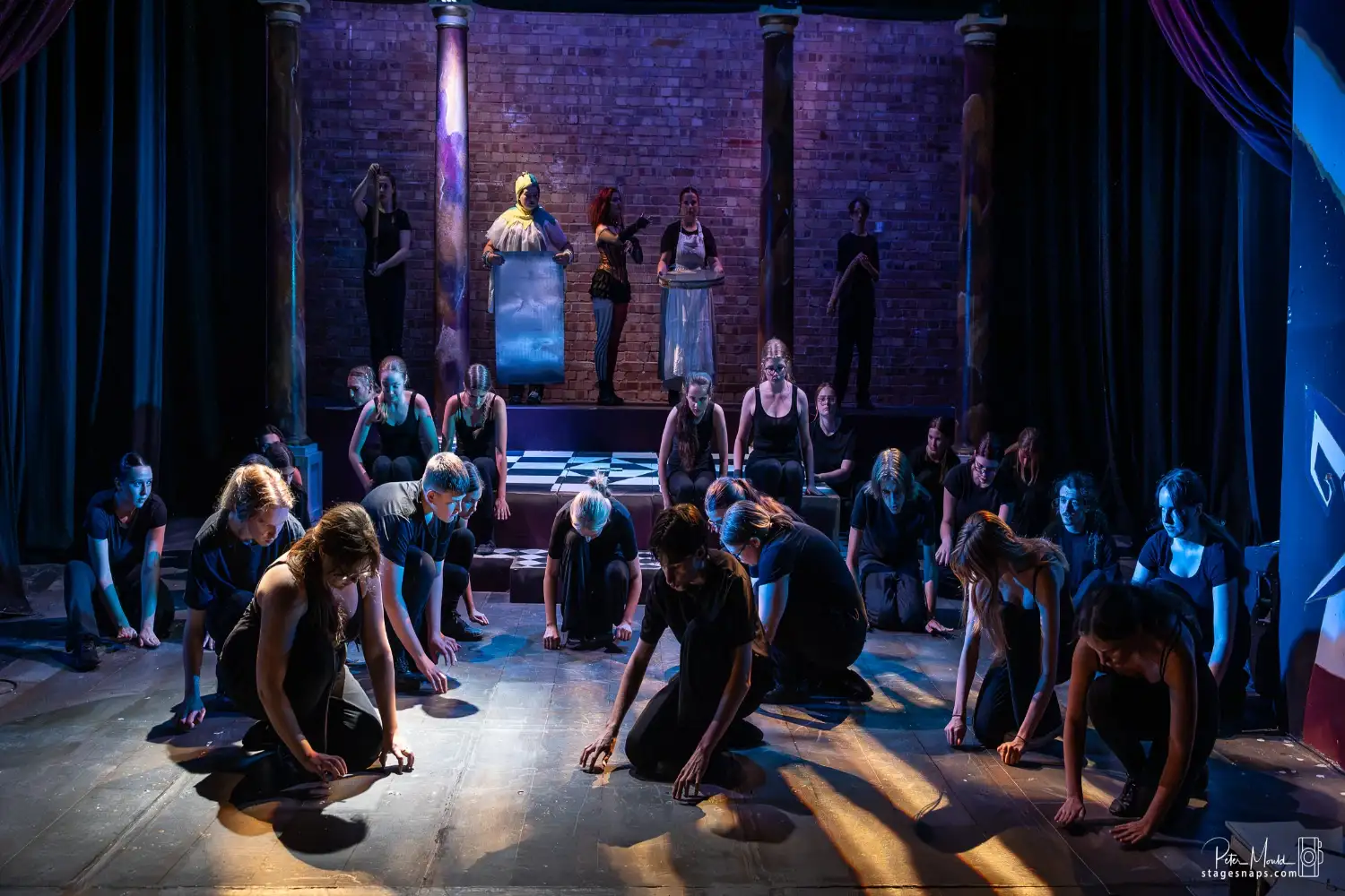 Stables Theatre | Mischief | © Peter Mould
