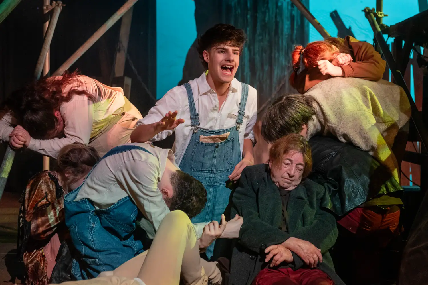 Loft Theatre | Animal Farm | © Richard Smith Photography