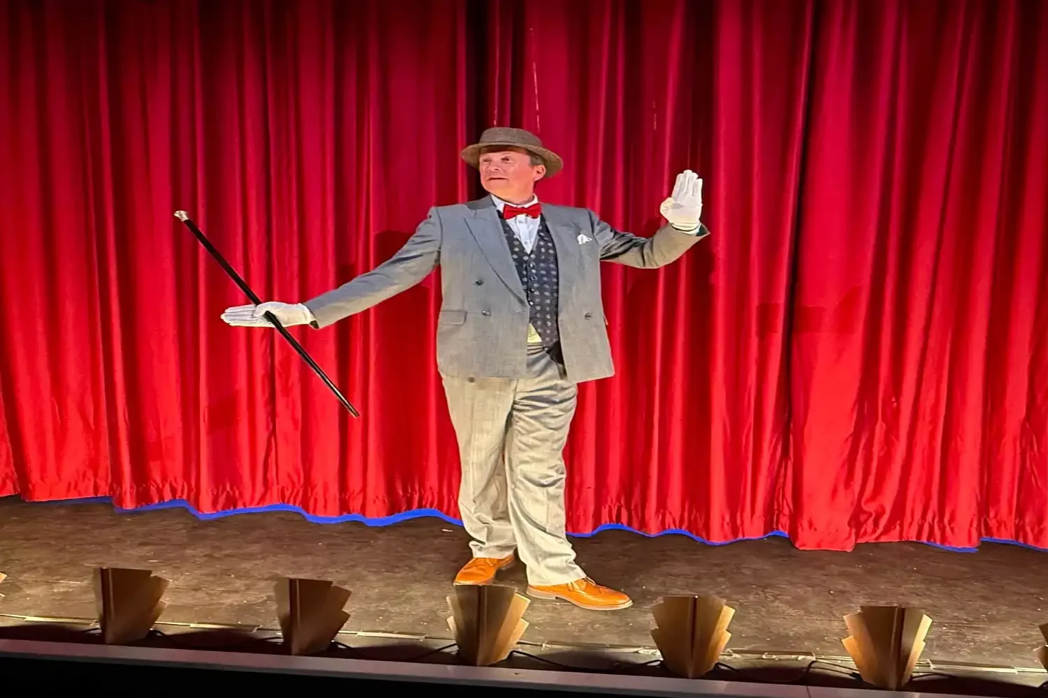 Moulton Theatre The Entertainer Mar 26
